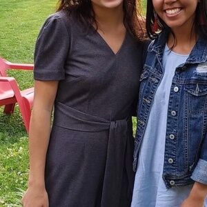 Tahari Jumpsuit Arthur S. Levine Women’s Size 4 Grey Short Sleeve Tie Belt